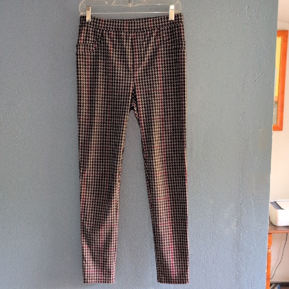 Sanctuary Black and Red Houndstooth Leggings